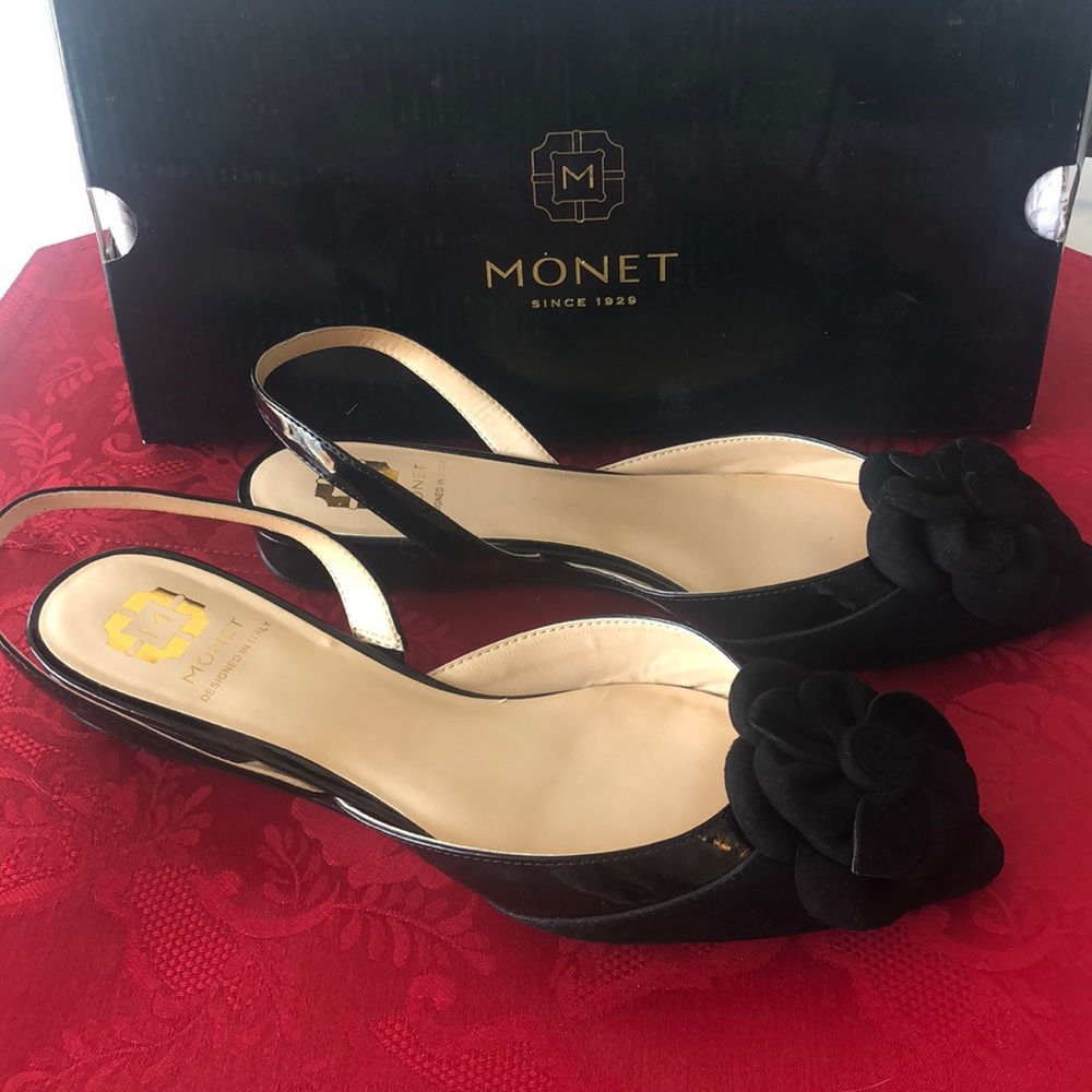 Black flats with flower